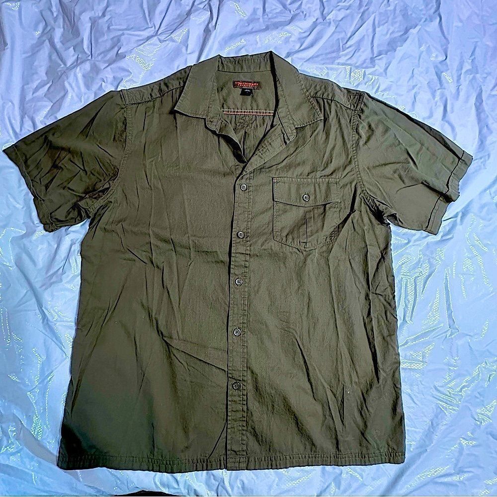 Northwest Territory Khaki Green Casual Button Down Shirt Size Large